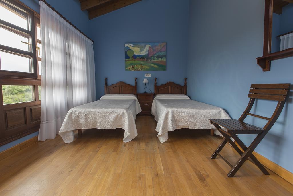 Casas Rurales Playa De Guadamia Llames de Pría Exteriér fotografie